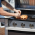 Grătar pe gaz 3 arzătoare - butelie/rețea Discovery 1500 BeefEater Essential GrillCooking