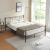 Pat metalic Viena cu saltea 140 x 200 cm negru [en.casa] HausGarden Leisure