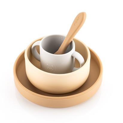 Set 4 piese vesela din silicon pentru mancarea copiilor (farfurie, castron, canuta, lingurita), fara BPA, lavabile in masina de spalat vase, de la 6 luni, bej, Reer 25100 Children SafetyCare