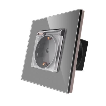 Priza Simpla cu Capac de Protectie cu Rama din Sticla LUXION SmartElectro IntelligentHouse