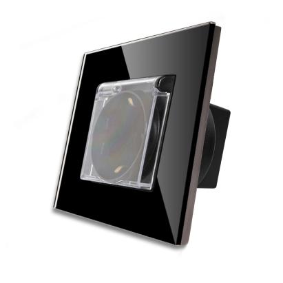 Priza Simpla cu Capac de Protectie cu Rama din Sticla LUXION SmartElectro IntelligentHouse