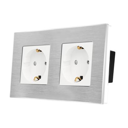Priza Dubla LUXION cu rama din aluminiu SmartElectro IntelligentHouse