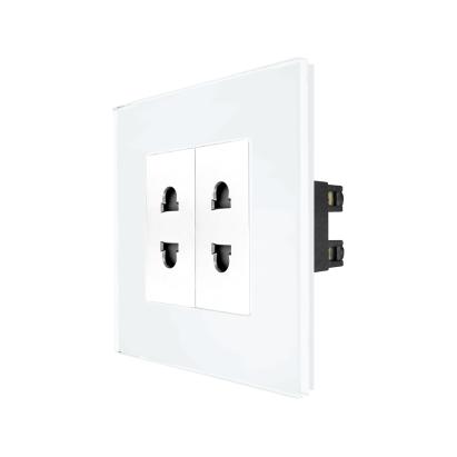 Priza Dubla cu Module Inguste cu Rama din Sticla LUXION SmartElectro IntelligentHouse