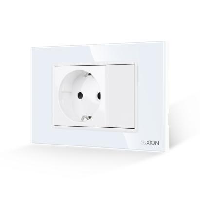 Priza Simpla si 1 Tasta Falsa cu Rama din Sticla LUXION, Standard Italian, 3M SmartElectro IntelligentHouse