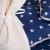 Cort copii Sersimo stil indian Teepee Tent cu fereastra, covoras gros si 2 perne, alb albastru inchis cu stelute Household NewTrend