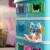 GABBYS DOLLHOUSE FILMUL SET BALCONUL DIN DULCIURI SI FIGURINA PISICA CAKEY CU ACCESORII SuperHeroes ToysZone
