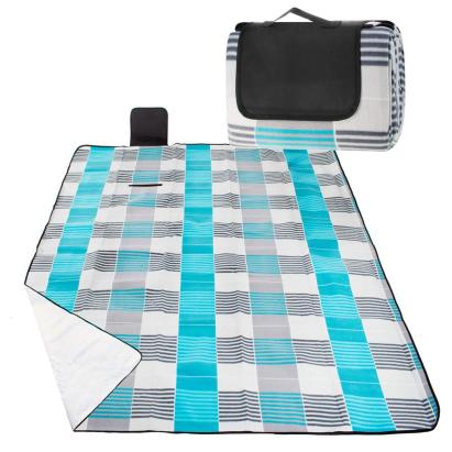 Patura pentru picnic sau plaja, cu folie izolatoare si maner, 150x200cm, albastru gri Household NewTrend