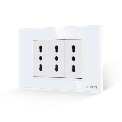 Priza Tripla cu Rama din Sticla LUXION, Standard Italian, 3M SmartElectro IntelligentHouse