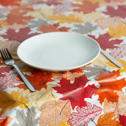 Față de masă decorativă de toamnă – flanel, model frunze, 132 x 178 cm Best CarHome