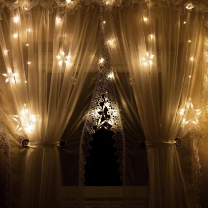 (DL) Instalatie lumina tip perdea cu 138 LED-uri, 2m, pentru interior/exterior, stelute iluminare alba Household NewTrend