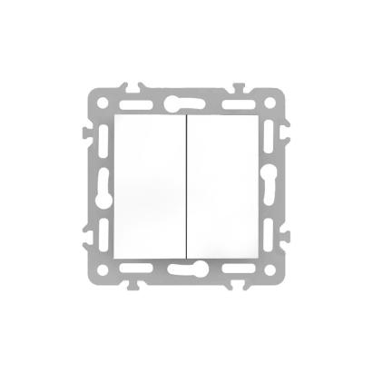 Leziter Întrerupător pentru candelabru Nova 10A 250V fără ramă 105 alb Mobalis Homvera