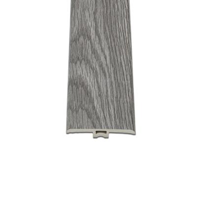 Leziter Înlocuitor de pardoseală din vinil SPC stejar Hradok 2400x45x6 mm Mobalis Homvera