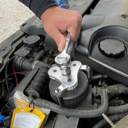 Leziter Spryir - Olajszűrő csere eszköz Mobalis Homvera