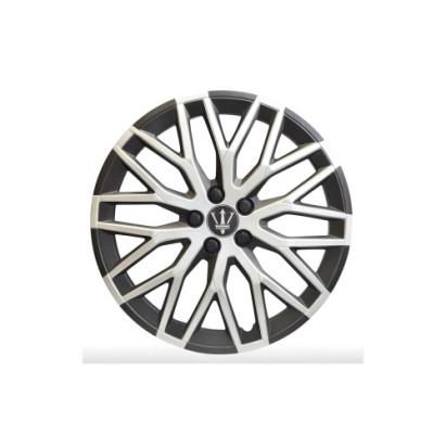 Set 4 capace roti Evo culoare negru argintiu 15 inch Cod: WF4-1SL-15 Automotive TrustedCars