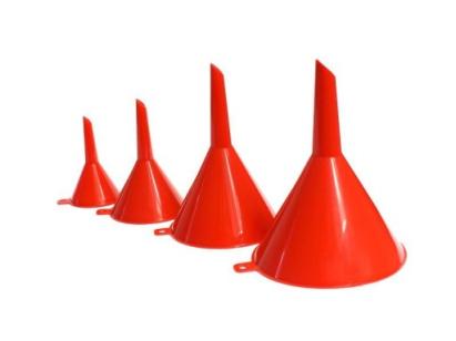 Set 4 palnii din plastic pentru combustibil FAVLine Selection