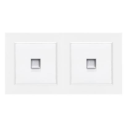Leziter Nova dublă priză UTP RJA-45 cu cadru alb Mobalis Homvera
