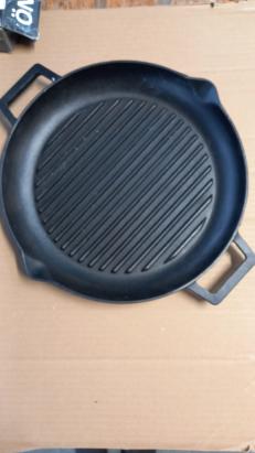 Tigaie fonta Grill 31 cm Resigilat Handy KitchenServ