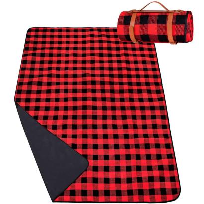 Patura pentru picnic sau plaja, cu folie izolatoare si maner, 150x200cm, rosu negru Household NewTrend
