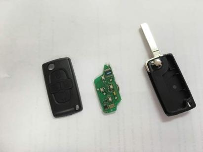 Cheie tip briceag compatibila Peugeot 1007, 4 butoane, completa cu telecomanda