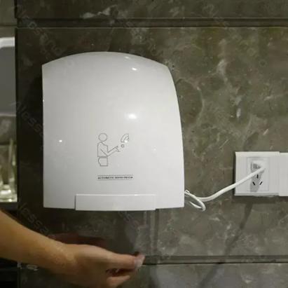 Uscător de mâini cu senzor 1800W, carcasă ABS albă, montaj pe perete