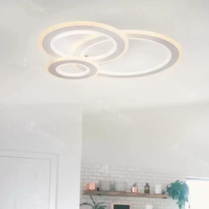 Lustră LED Kylie 77W, 3 cercuri, dimabilă, cu telecomandă, alb mat