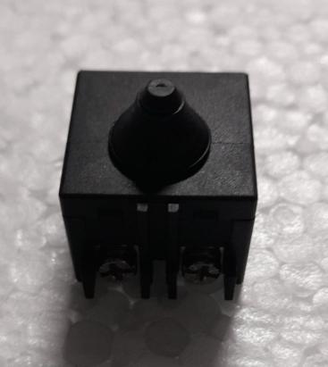 Întrerupător pentru lustruitor Worcraft COP-S20Li, piesa 36 (comutator)