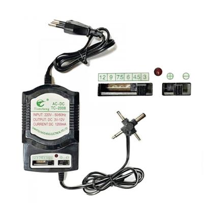 Alimentator universal reglabil 3–12V, 1200 mA, AC 220V, cu 4 mufe