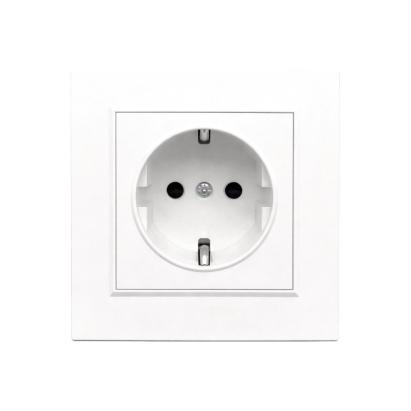 Priză îngropată Leziter Nova cu împământare Schuko 16A 250V, albă