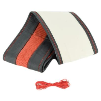 Husă volan din piele mărimea M (37–38 cm), cu ac și ață roșie – K101