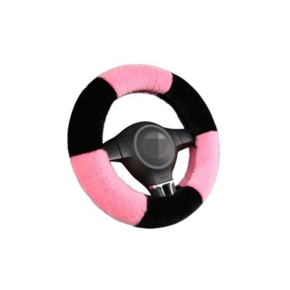 Husă volan auto extra pufoasă din plus, mărimea M (38 cm), negru cu roz