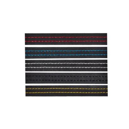 Bandă autoadezivă imitație piele neagră 2 m, cusături colorate (BAC2)