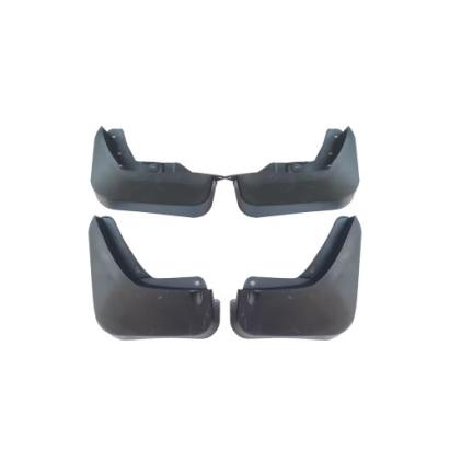 Set aparatori noroi din cauciuc pentru Audi Q3 2016–2018, fata si spate (4 buc)