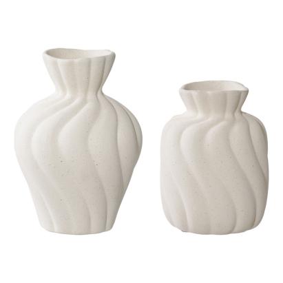 Set 2 vaze din ceramică albă glazurată House Nordic, forme texturate
