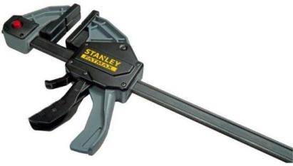 Menghină tip L Stanley cu trăgaci, prindere rapidă, 600 mm
