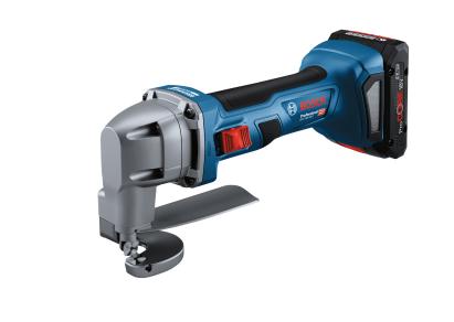 Foarfecă pentru tablă Bosch GSC 18V-16 E cu 2 acumulatori ProCORE, încărcător și L-BOXX