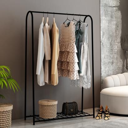 Suport de haine metalic Hvorslev, negru, cu raft inferior pentru pantofi