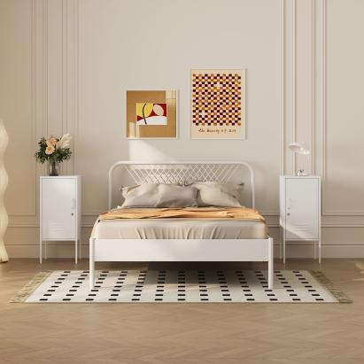 Set 2 noptiere metalice albe cu usa incuiabila, Hausjarvi