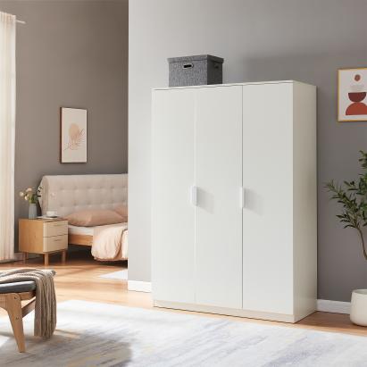 Dulap de haine alb Eiselfing cu 3 uși și 4 rafturi, 176x120x52 cm