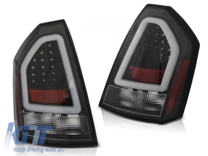 Set de stopuri LED de tuning potrivit pentru Chrysler 300C 2005-2008 cu bază neagră, stânga și dreapta Performance AutoTuning