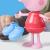 PEPPA PIG SET FIGURINA SI ACCESORII VESTIMENTARE PURCELUSA PEPPA PIG 15CM