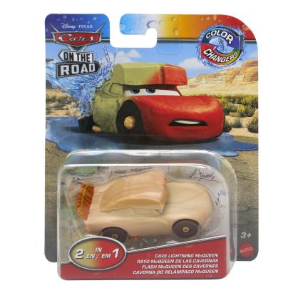 Masinuta Cars Cave Fulger McQueen cu culori schimbatoare Mattel