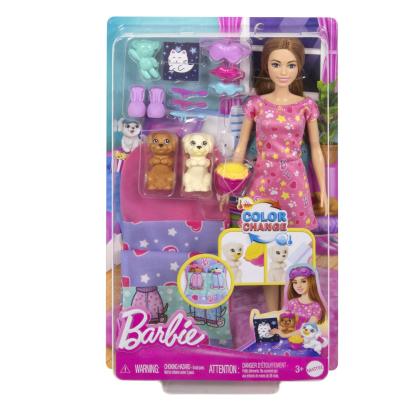 Păpușa Barbie Family set de petrecere cu 2 cățeluși Color Change