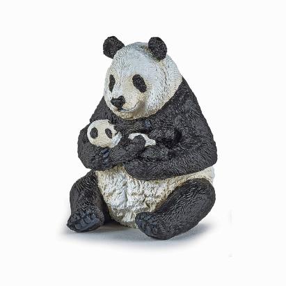 Figurina Papo urs panda sezand cu pui in brate, pictata manual