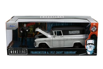Set masinuta Chevy Suburban 1957 cu figurina Frankenstein