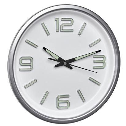 Ceas de perete silentios TFA, cu cifre si ace fosforescente