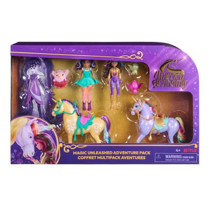 Set de joaca Unicorn Academy Aventuri Magice Dezlantuite cu figurine