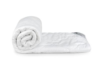 Pilota usoara pentru bebelusi Somnart, microfibra alba, 100x140 cm