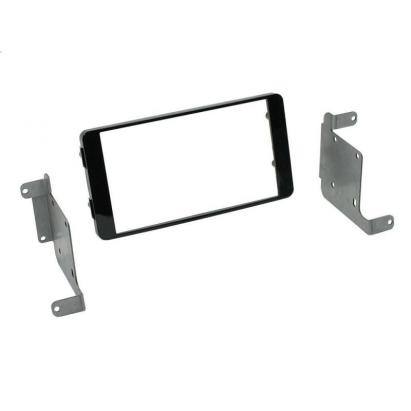 Rama adaptoare 2DIN Connects2 pentru Mitsubishi L200 2015+ negru