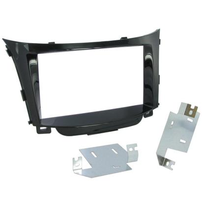 Kit ramă 2DIN Connects2 pentru Hyundai i30 2012+, finisaj negru
