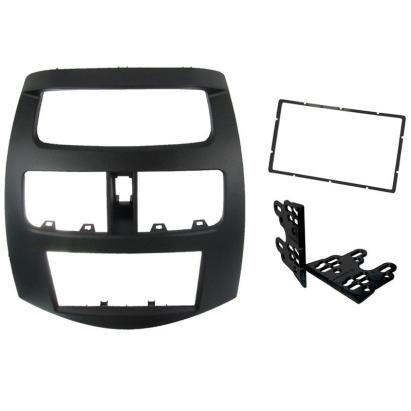 Rama adaptoare 2DIN Connects2 pentru Chevrolet Spark 2010-2012